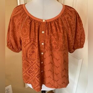 Faherty Women's Carmel Eyelet Top in Potter’s Clay